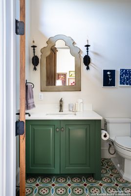 Bathroom, Interior