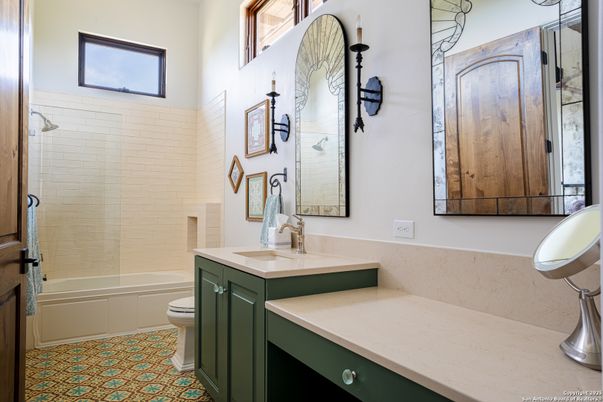 Bathroom, Interior