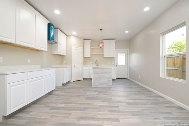 Interior, Kitchen, Pendant Lights, Recessed Lighting, Wood Texture Flooring