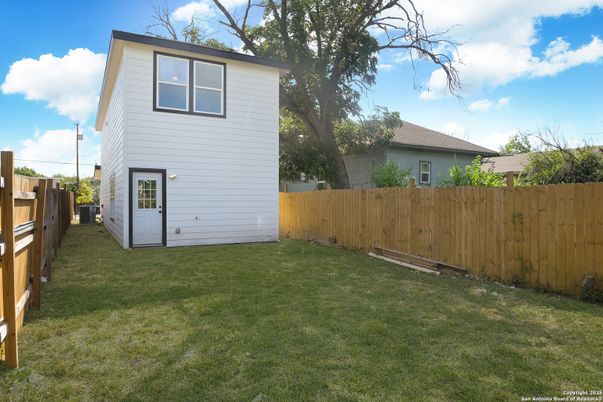 Backyard, Exterior