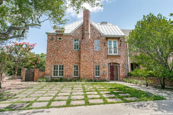 Exterior, Facade, Brick Facade, Brick Traditional