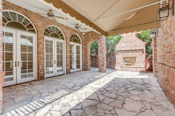 Exterior, Fireplace
