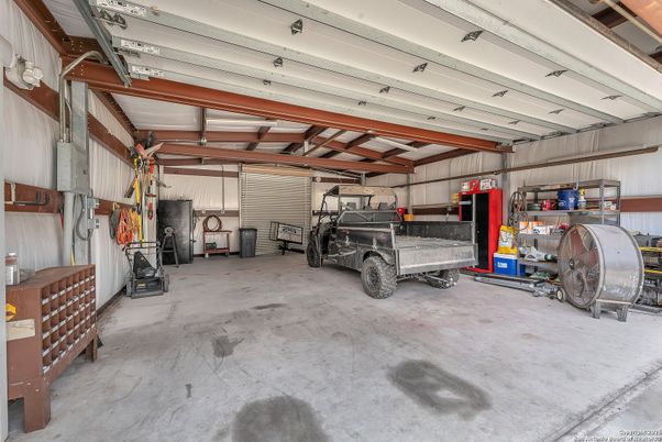 Garage, Interior