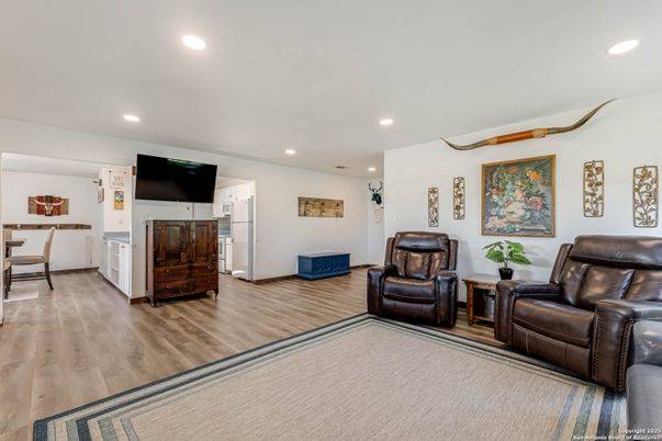 Interior, Recessed Lighting, Wood Texture Flooring