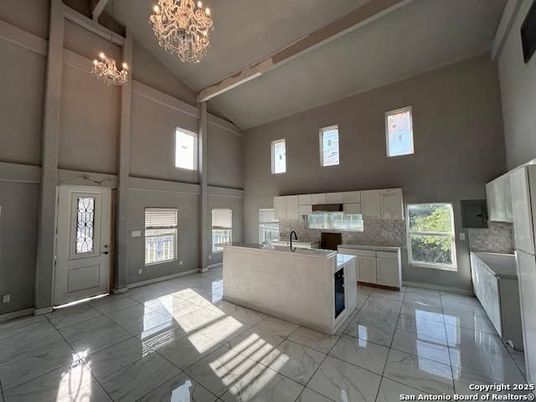 Chandelier, Interior, Kitchen, Marble
