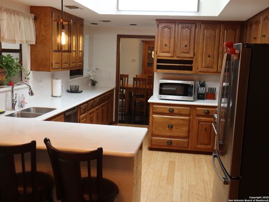 Interior, Kitchen, Pendant Lights, Wood Texture Flooring