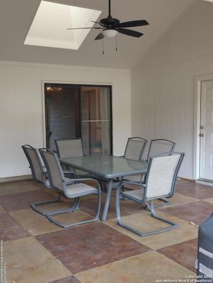 Dining room, Interior