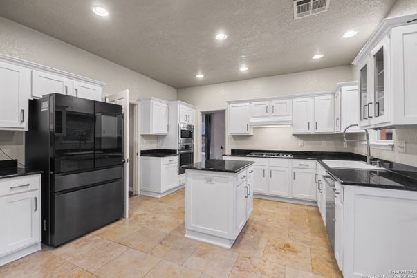 Interior, Kitchen, Recessed Lighting