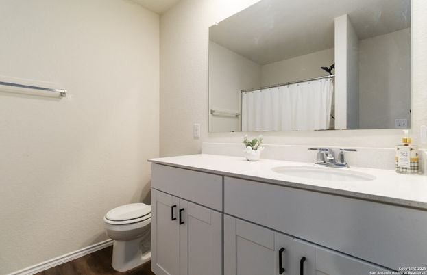 Bathroom, Dual Sink Vanities, Interior, Wood Texture Flooring