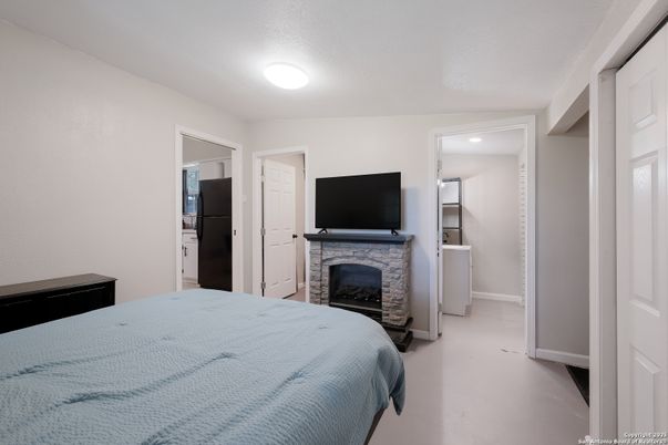 Bedroom, Fireplace, Interior, Recessed Lighting