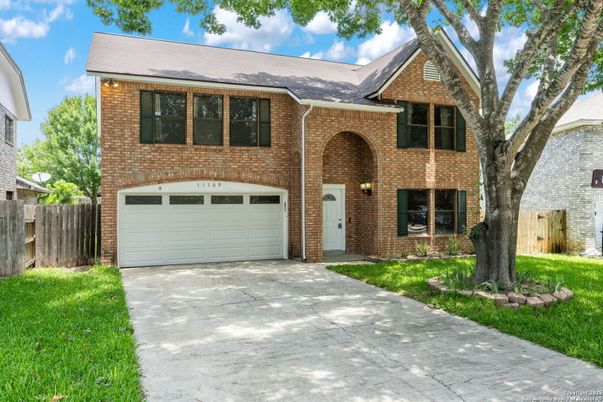 Attached, Exterior, Facade, Brick Facade, Brick Traditional
