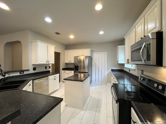 Interior, Kitchen, Recessed Lighting