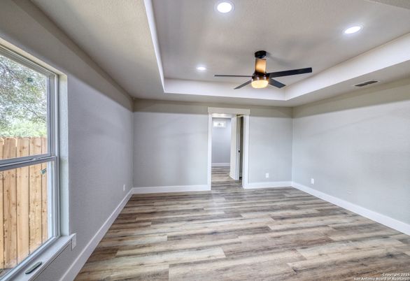 Empty room, Interior, Recessed Lighting, Wood Texture Flooring