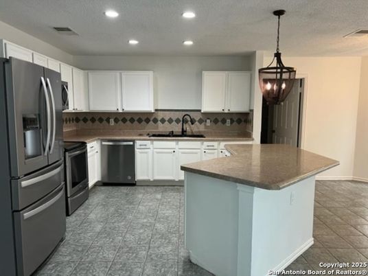 Interior, Kitchen, Pendant Lights, Recessed Lighting