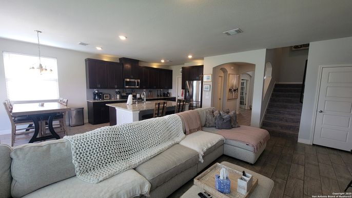 Dining room, Interior, Kitchen, Living room, Pendant Lights, Recessed Lighting, Stainless Steel Appliances