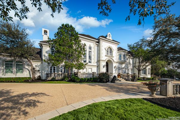 Backyard, Exterior, Facade, French Provincial