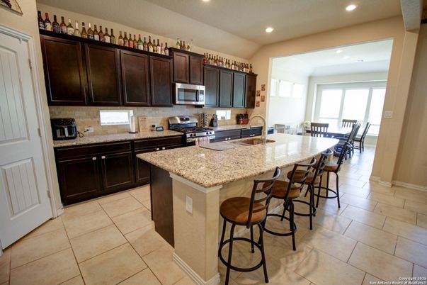 Dining room, Interior, Kitchen, Recessed Lighting