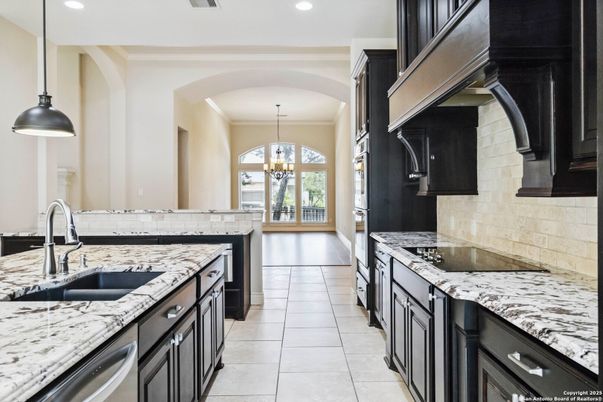 Chandelier, Interior, Kitchen, Pendant Lights, Recessed Lighting