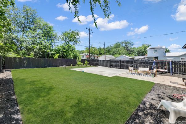 Backyard, Exterior
