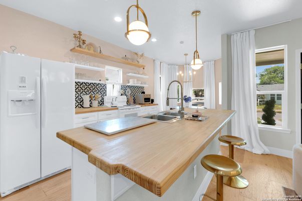 Interior, Kitchen, Pendant Lights, Recessed Lighting, Wood Texture Flooring