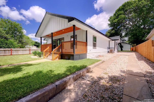 Backyard, Exterior