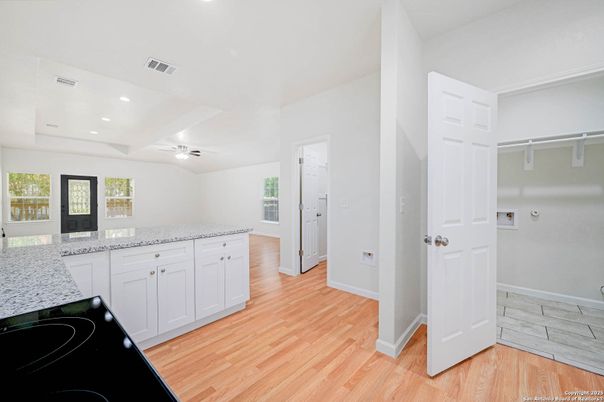Interior, Recessed Lighting, Wood Texture Flooring