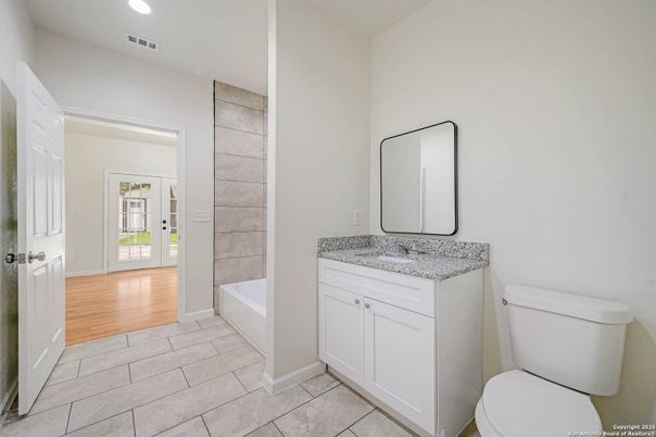 Bathroom, Interior, Recessed Lighting, Wood Texture Flooring