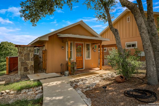 Exterior, Facade, American Craftsman