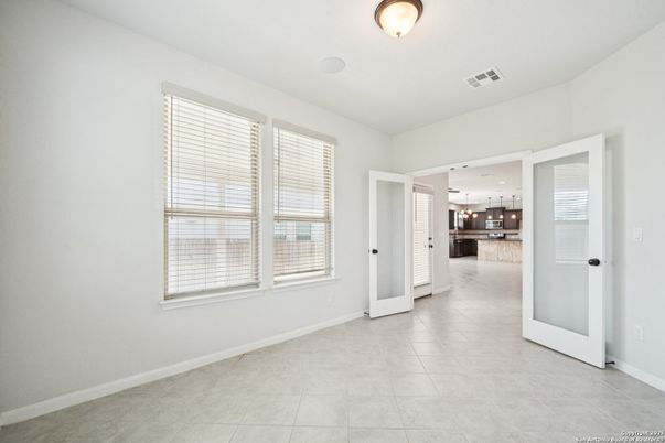Empty room, Interior, Kitchen, Pendant Lights