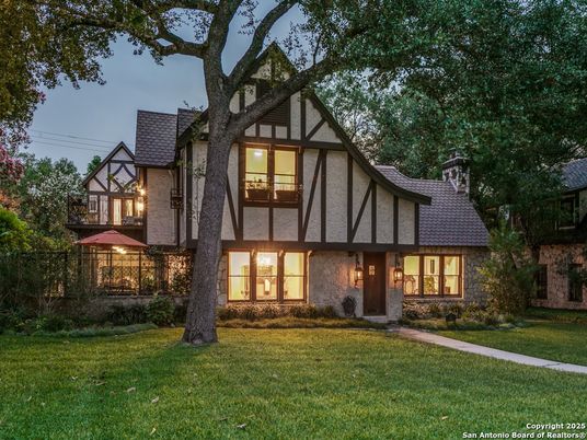 Backyard, Exterior, Facade, Tudor Revival