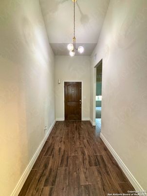 Interior, Pendant Lights, Wood Texture Flooring