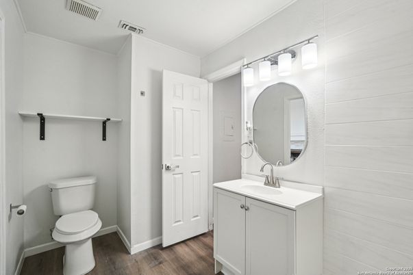 Bathroom, Interior, Wood Texture Flooring