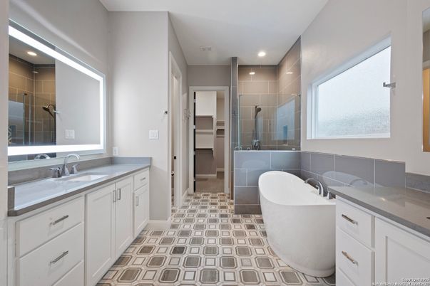 Bathroom, Dual Sink Vanities, Free Standing Baths, Glass Shower, Interior, Recessed Lighting