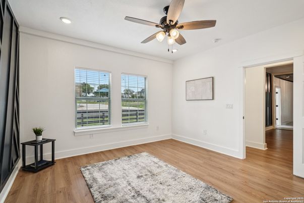 Empty room, Interior, Recessed Lighting, Wood Texture Flooring