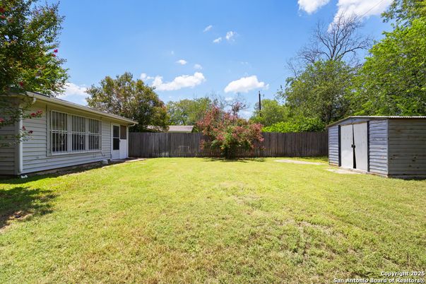 Backyard, Exterior