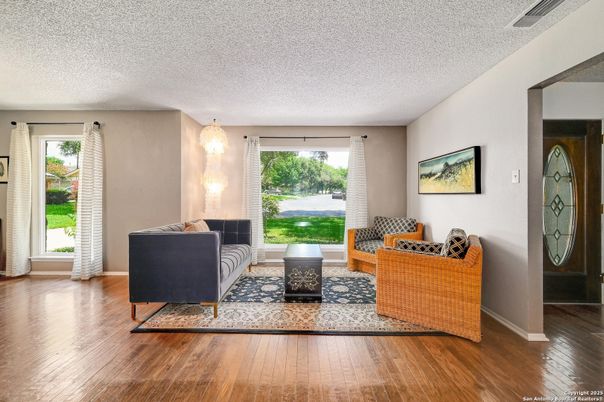 Interior, Living room, Pendant Lights, Wood Texture Flooring