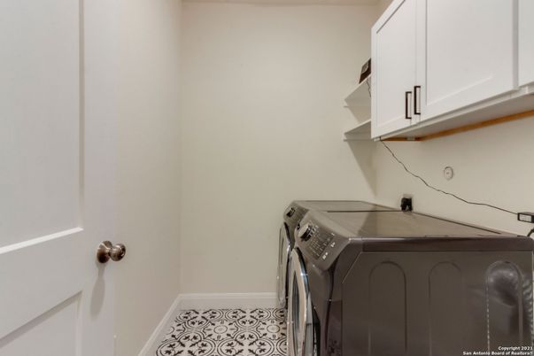 Interior, Washer