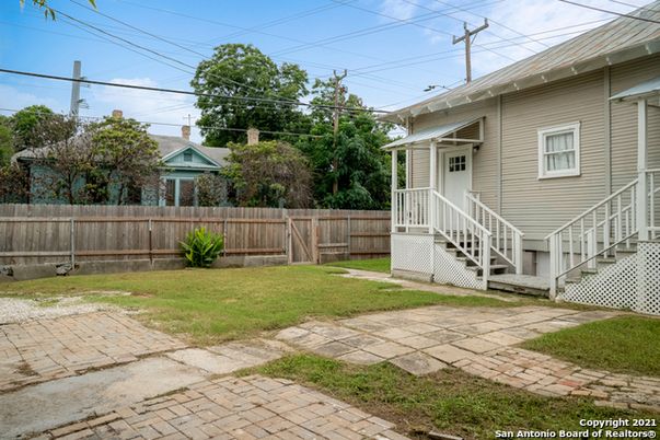Backyard, Exterior