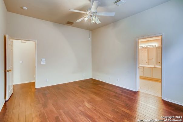 Bathroom, Empty room, Interior, Wood Texture Flooring