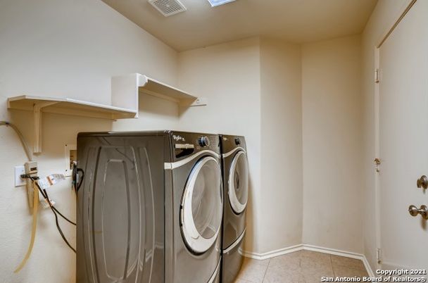 Interior, Washer