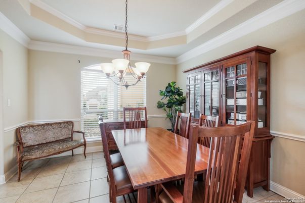 Chandelier, Dining room, Interior