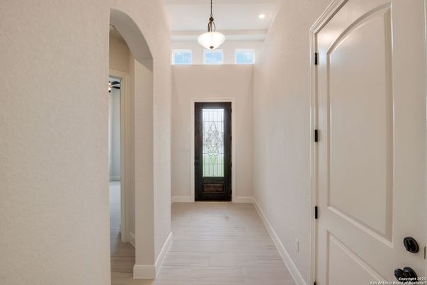 Interior, Pendant Lights, Recessed Lighting, Wood Texture Flooring