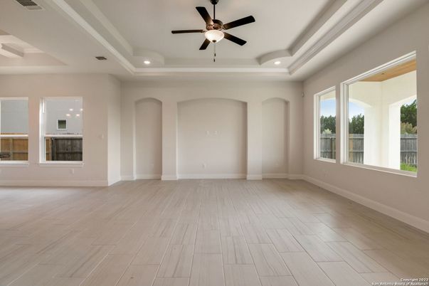 Empty room, Interior, Recessed Lighting, Wood Texture Flooring
