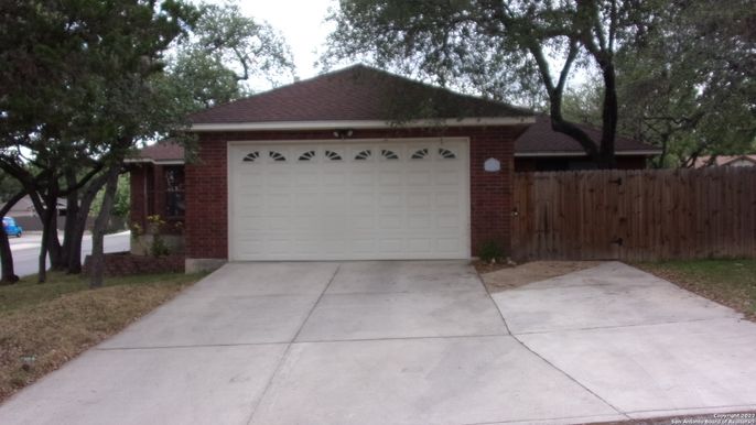 Detached Garage, Exterior