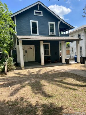 Exterior, Facade, American Craftsman