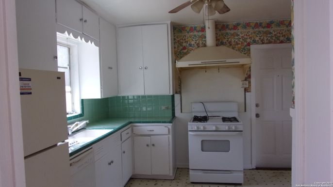 Interior, Kitchen, Tile Countertops