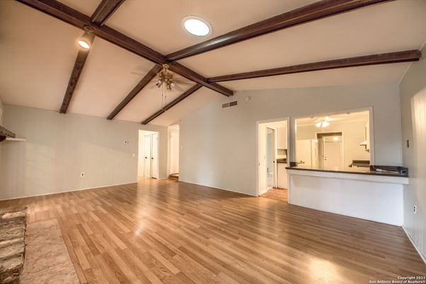 Empty room, Interior, Wooden Beams, Wood Texture Flooring