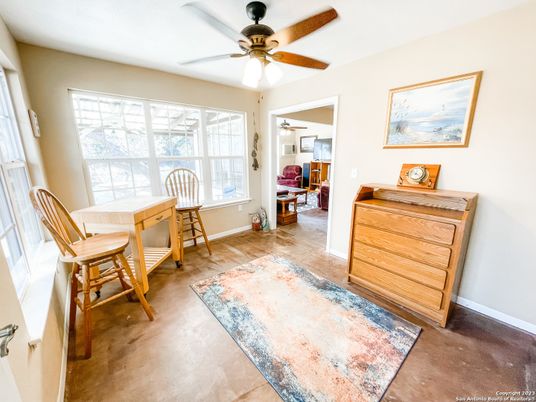 Dining room, Interior