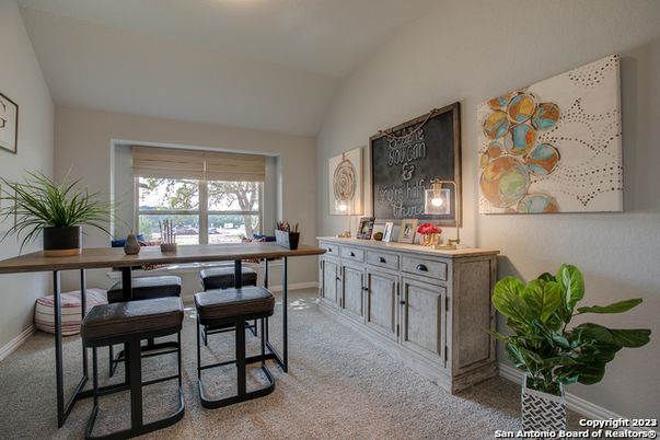Dining room, Interior