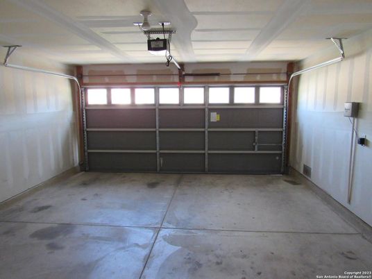 Garage, Interior